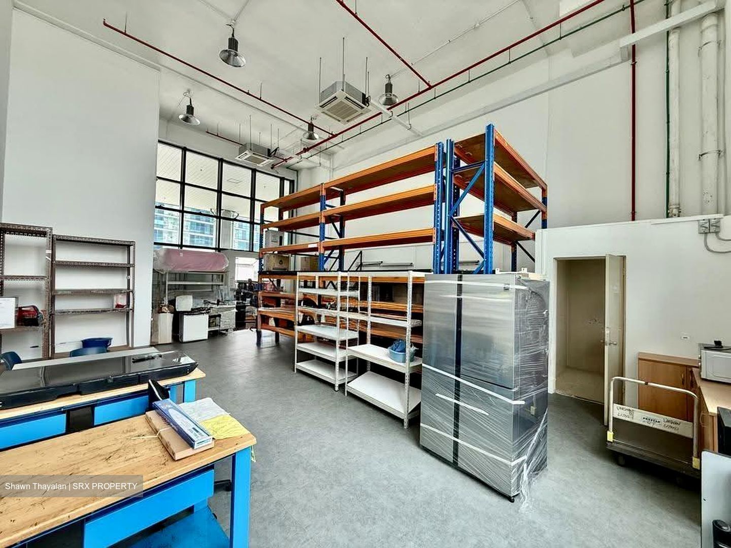 Oxley Bizhub (D14), Factory #618734741